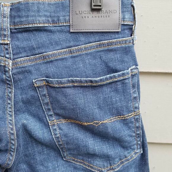 Lucky Brand 221 Straight Jeans size 31/30 - Picture 7 of 10